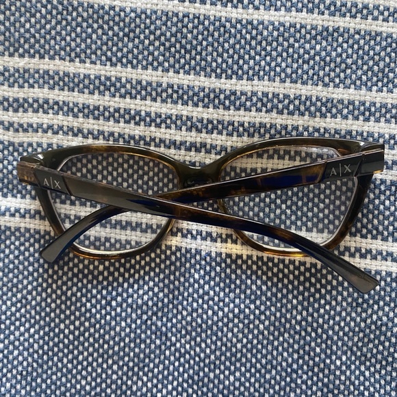 Frames - Armani - Picture 3 of 5